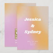 Retro Groovy Bold Pink Orange Gradient Wedding QR セーブザデート (正面/裏面)
