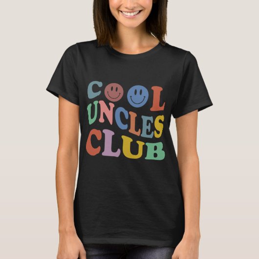 Retro Groovy Cool Uncles Club Smile Face Funny New Tシャツ (正面)