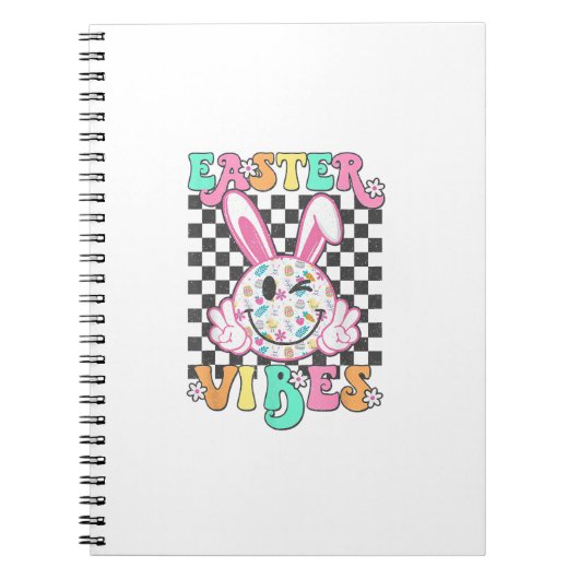Retro Groovy Easter Vibes Bunny Checkered Smile Wo ノートブック (正面)