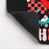 Retro Groovy Heart Throb Valentines Day Toddlers B マウスパッド (コーナー)