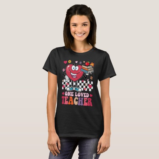 Retro Groovy One Loved Teacher Heart Valentines Da Tシャツ (正面フル)