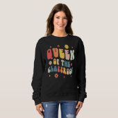 Retro Groovy Queen Of The Classroom Teacher Back T スウェットシャツ (正面フル)