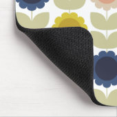 Retro Groovy Summer Flowers Stems マウスパッド (コーナー)