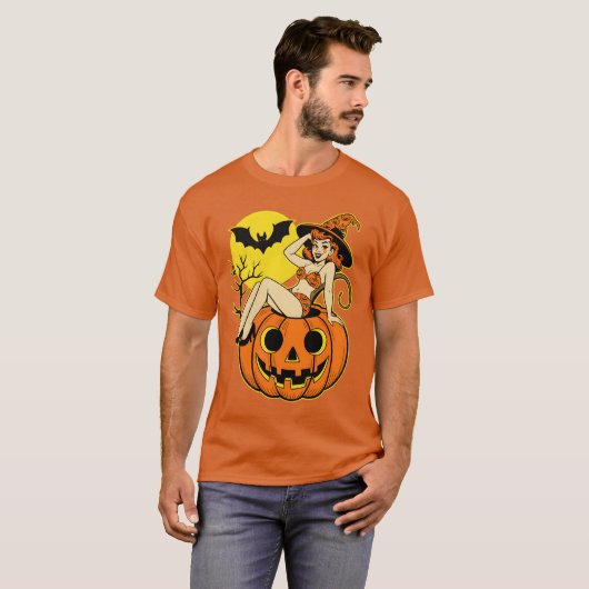 Retro Halloween Pinup Witch on Pumpkin Tシャツ (正面フル)