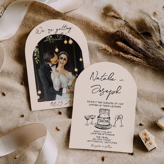 Retro Hand Drawn Quirky Arched Photo Wedding 招待状