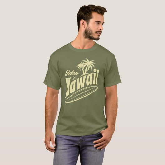 Retro Hawaii Vibes with Palm Trees and Surfboard  Tシャツ (正面フル)