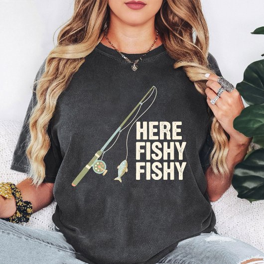 Retro Here Fishy Fishy Fishing Rod & Fish Design Tシャツ