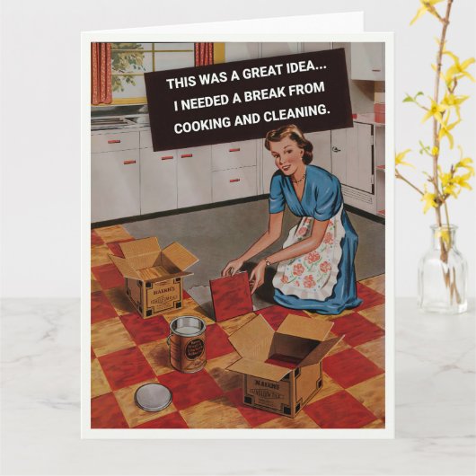 Retro Housewife Needs A Break カード (黄色い花)