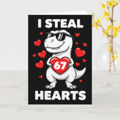 Retro I Steal 67 Hearts 67 Valentines Day Dinosaur カード (黄色い花)