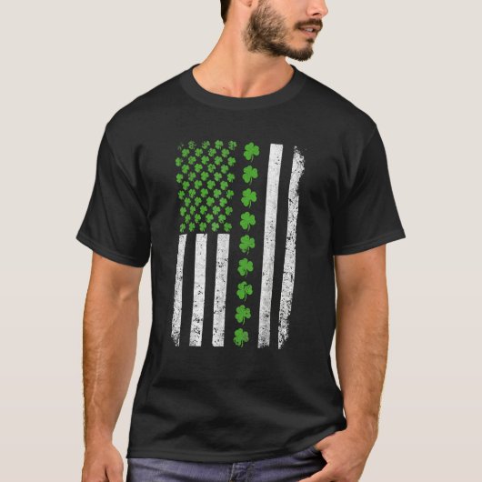 Retro Irish American Flag Distressed Flag St Patri Tシャツ (正面)
