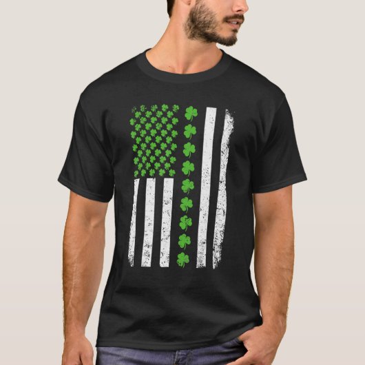 Retro Irish American Flag Distressed Flag St Patri Tシャツ (正面)