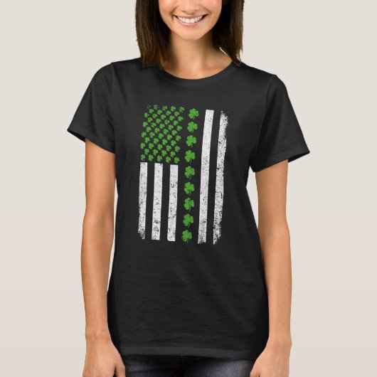 Retro Irish American Flag Distressed Flag St Patri Tシャツ (正面)