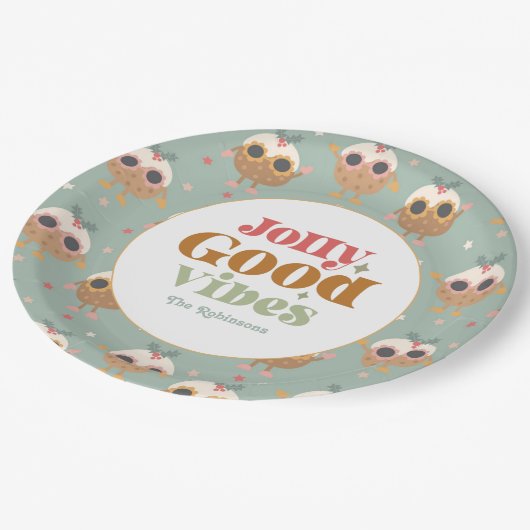Retro "Jolly Good Vibes" Christmas Party ペーパープレート (アングル)