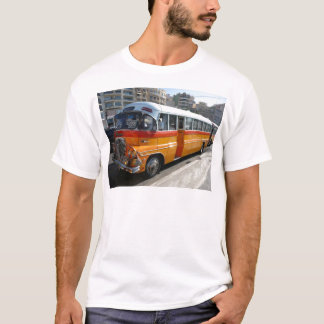 Retro Malta bus Tシャツ