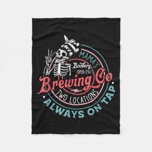 Retro Mama's Ery Brewing Co Funny Breastfeeding Sk フリースブランケット (正面)