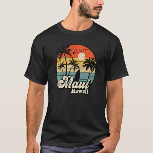 Retro Maui Hawaii Hawaiian Vacation Beach Surfing  Tシャツ (正面)