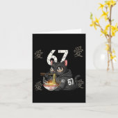 Retro Meme 67 Six Seven 6 7 Cat Ramen Japanese Kaw カード (黄色い花)