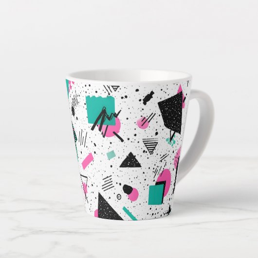 Retro Memphis Geometric Pattern カフェラテマグ (右アングル)
