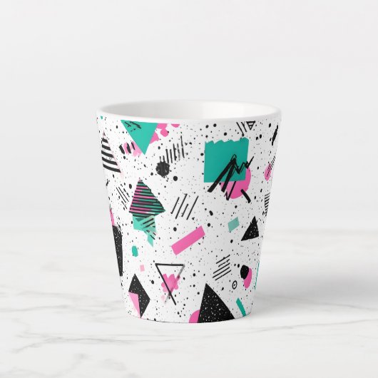 Retro Memphis Geometric Pattern カフェラテマグ (正面)
