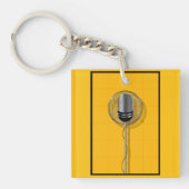 Retro Microphone on Bold Yellow キーホルダー (正面)