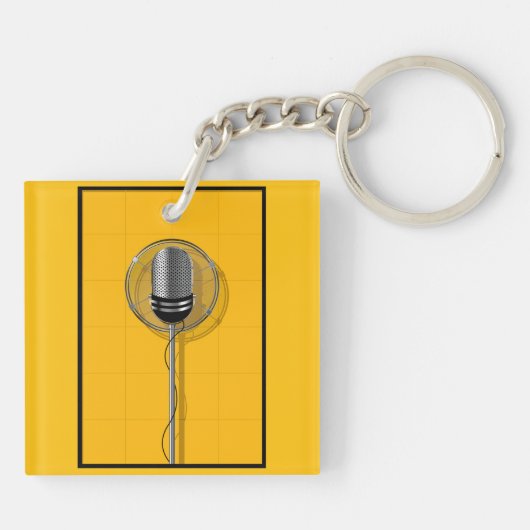 Retro Microphone on Bold Yellow キーホルダー (裏面)