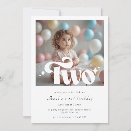 Retro Modern Minimalist 2nd Birthday Photo 招待状 (正面)