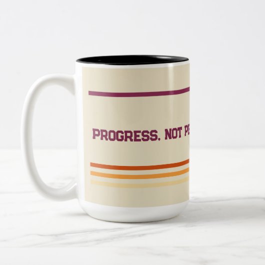 Retro Motivation Coffee Mug – Progress Not Perfect ツートーンマグカップ (左)