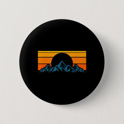 Retro Mountain Silhouette 缶バッジ (正面)