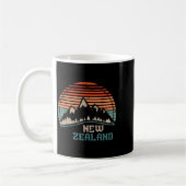 Retro Mountains New Zealand  コーヒーマグカップ (左)