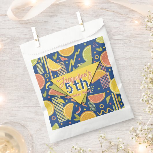 Retro Navy Blue Summer Citrus Fruit Birthday フェイバーバッグ (クリップ留めされた状態)