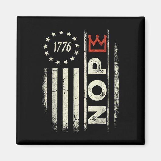 Retro No Kings Protest Sign Vertical American Flag マグネット (正面)