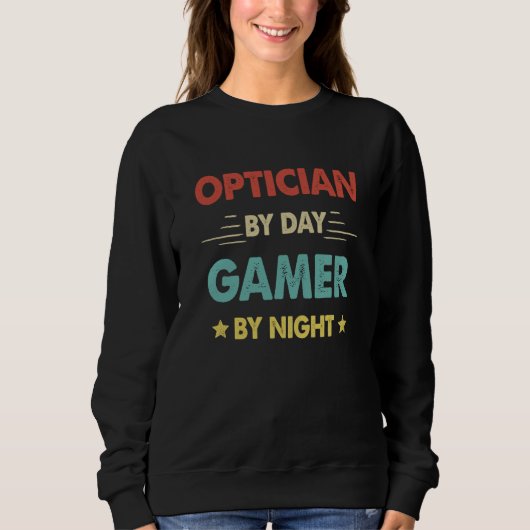 Retro Optician By Day Gamer By Night スウェットシャツ (正面)