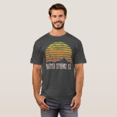 Retro Pagosa Springs Colorado Mountain Sunset Tシャツ (正面フル)