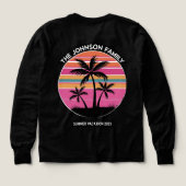 Retro Palm Tree Sunset - Family Vacation 2023 Desi (デザイン背面)