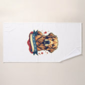 Retro Patriotic Golden Retriever Engraving Tee 4 バスタオル (バスタオル)