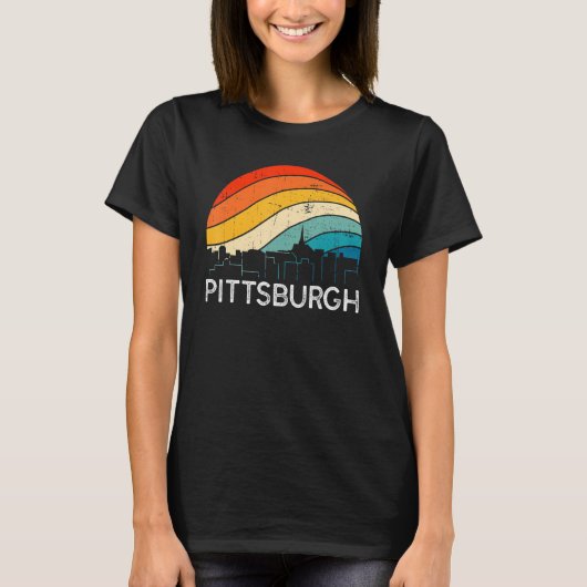 Retro Pennsylvania Pittsburgh Skyline Vintage Urba Tシャツ (正面)