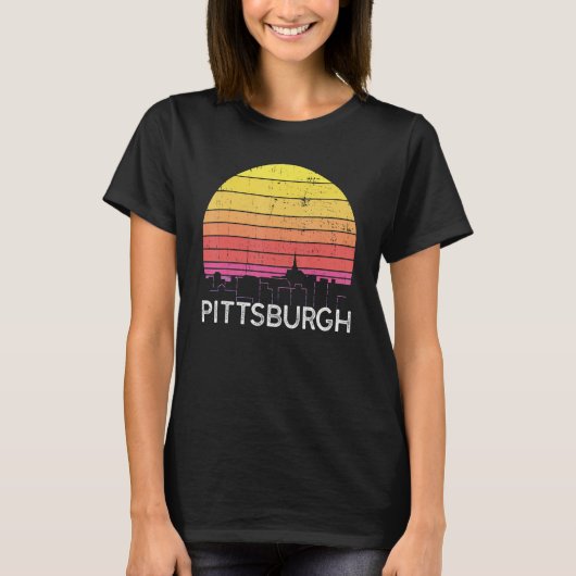 Retro Pennsylvania Pittsburgh Skyline Vintage Urba Tシャツ (正面)