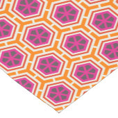 Retro Pink and Orange Modern Geometric Pattern ショートテーブルランナー (コーナー)