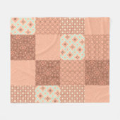 Retro Pink Patchwork フリースブランケット (正面(横))