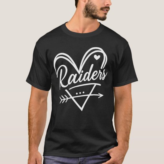 Retro Raiders Heart Gift for Men Women Kid Boy Gir Tシャツ (正面)