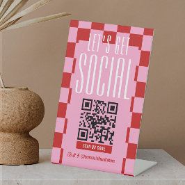 Retro Red & Pink Social Media Scannable QR Code 台座サイン