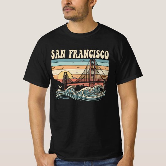Retro San Francisco Golden Gate Bridge Sunset  Tシャツ (正面)