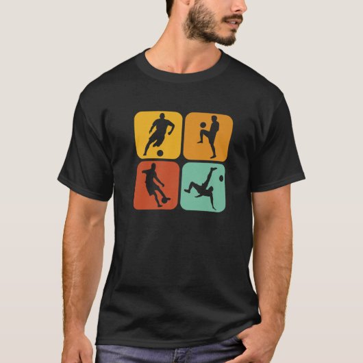 Retro Soccer Players I Aesthetic I Soccer Tシャツ (正面)