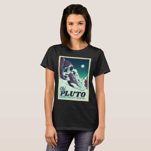 Retro Space Tourism Ski Pluto Skiing Skier Tシャツ (正面フル)