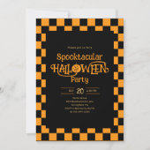Retro Spooktacular Halloween Checkered Orange 招待状 (正面)
