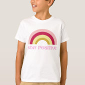 Retro 'Stay Positive' Rainbow Illustration Tシャツ (正面)