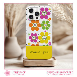 Retro Style Floral Flower Power Monogrammed iPhone 15ケース