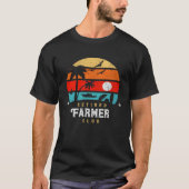 Retro Style  Retirement Gag Idea   Retired Farmer Tシャツ (正面)