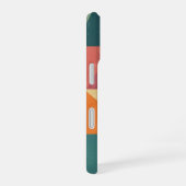 Retro Stylized Triangles and Blocks iPhone 16ケース (右側面)