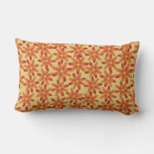 Retro Sunburst Daisy Floral in Warm Yellow ランバークッション (裏面)